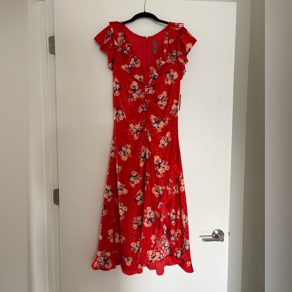 Dresses & Skirts - Floral Red Dress